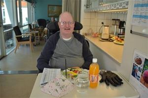 beboer fra Hus A der glæder sig til sit stjerneskud